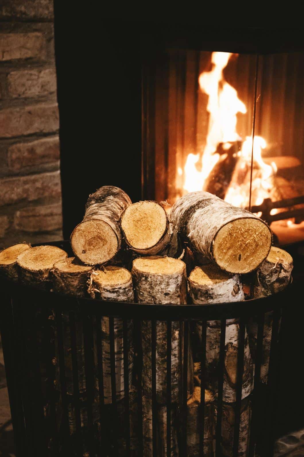 Birch_Unsplit_Fireplace_Image Birch_Unsplit_Fireplace_Image