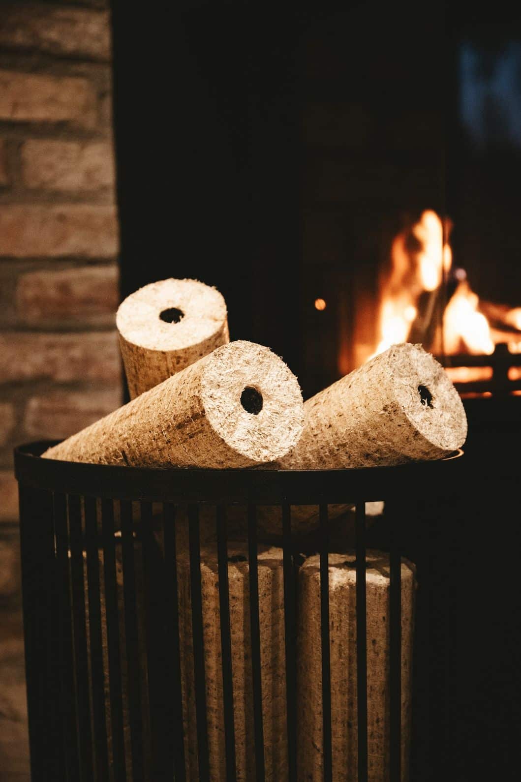 briquettes_fireplace_image briquettes_fireplace_image