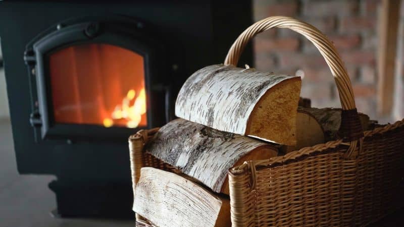 Kiln dried logs from Buyfirewooddirect.co.uk.
